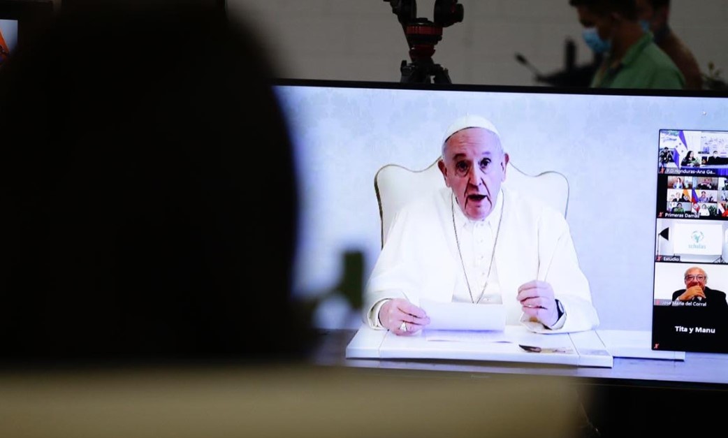 El Papa en encuentro virtual con jóvenes y primeras damas pide convertir crisis en oportunidades