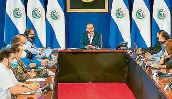 Gobierno culpa al FMLN de delito contra la salud y de derrumbes