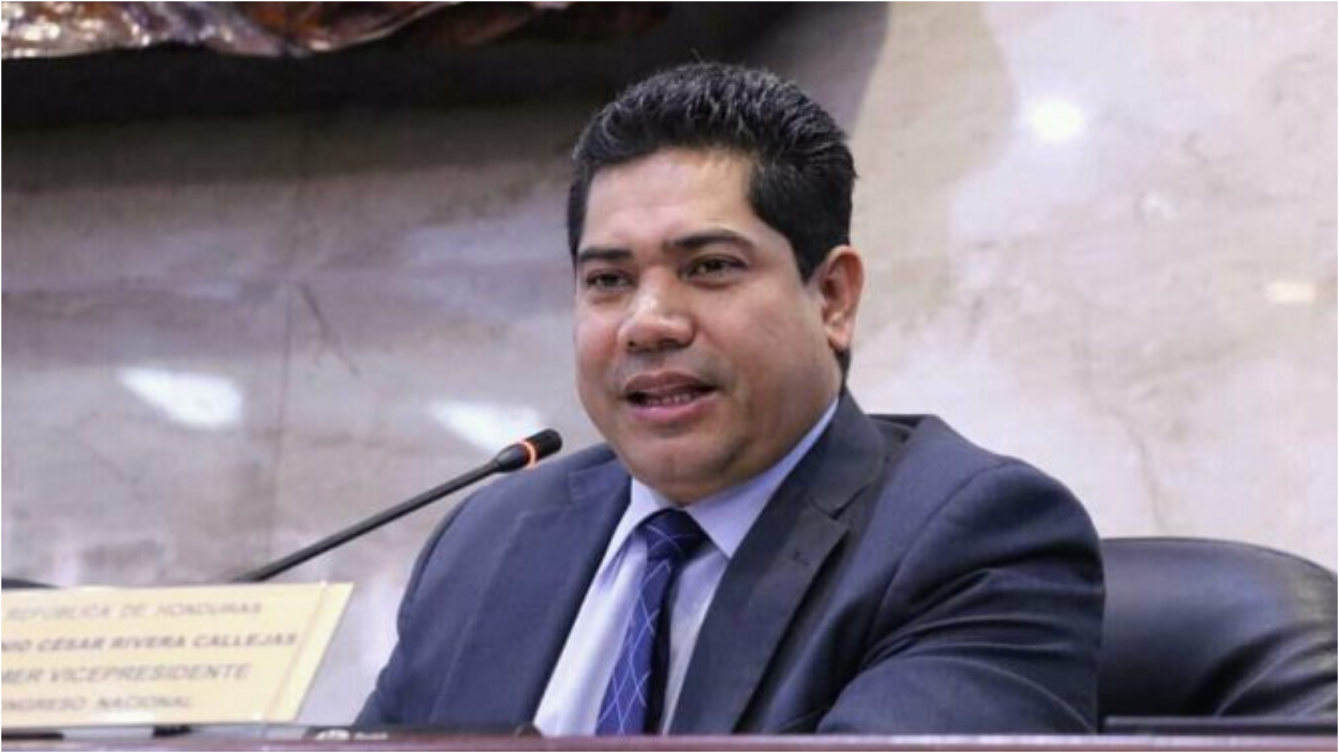 Diputado pidió apartar al Partido Nacional del proceso de compras de hospitales móviles Diputado pidió apartar al Partido Nacional del proceso de compras de hospitales móviles