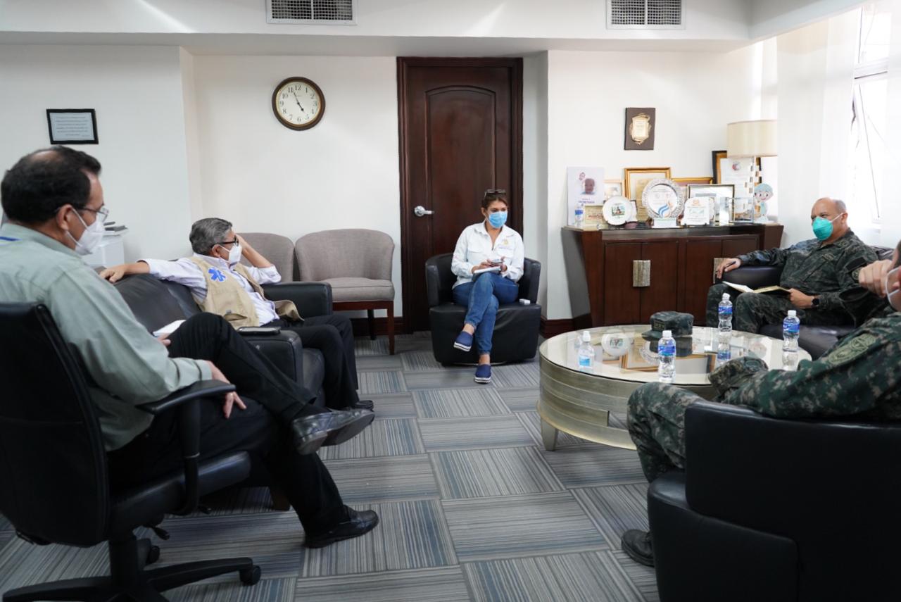 Autoridades de Salud y Penitenciarias sostienen importante reunión