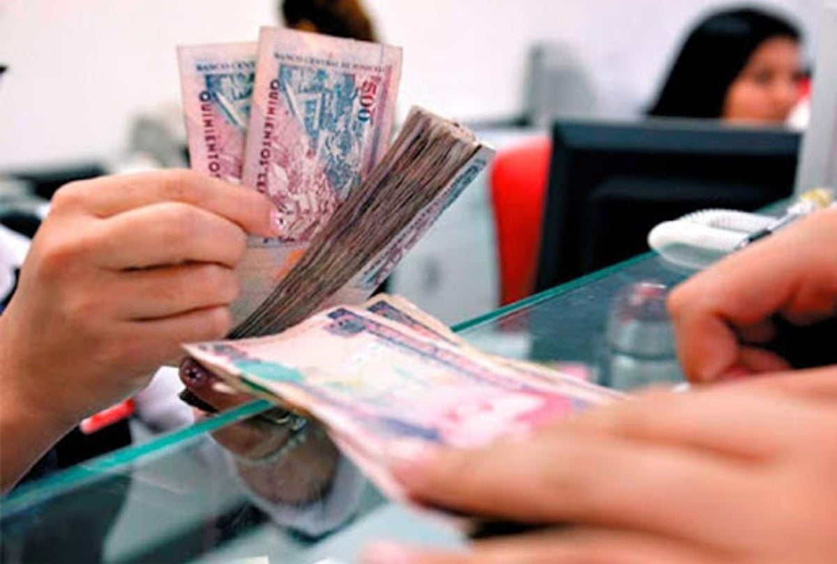 Ministra de Finanzas: Décimo cuarto mes se ha pagado al 60.7% de la planilla