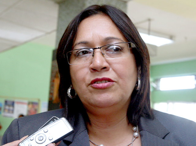 Roxana Araujo: «Todos los países estamos aprendiendo de la pandemia del COVID-19» Roxana Araujo: «Todos los países estamos aprendiendo de la pandemia del COVID-19»