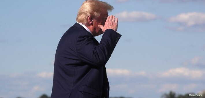 Trump firma un decreto instando a los estados a reformar los cuerpos policiales