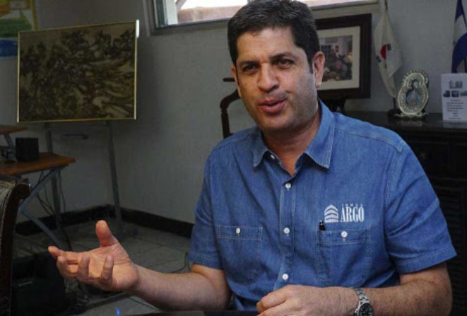 Martín Chicas: «Entre 4.4 y 6.2% podría disminuir el PIB este año a causa del COVID-19» Martín Chicas: «Entre 4.4 y 6.2% podría disminuir el PIB este año a causa del COVID-19»