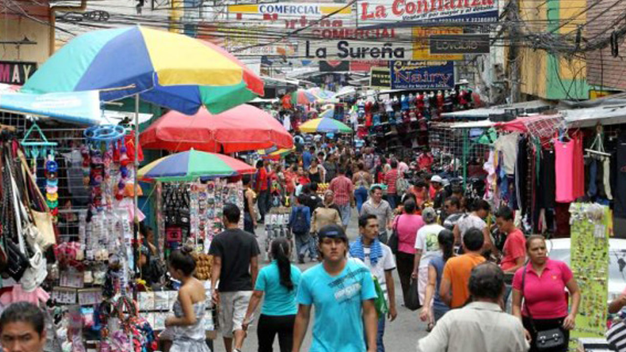 Cierre temporal de mercados es para readecuar medidas de bioseguridad, aseguran autoridades Cierre temporal de mercados es para readecuar medidas de bioseguridad, aseguran autoridades