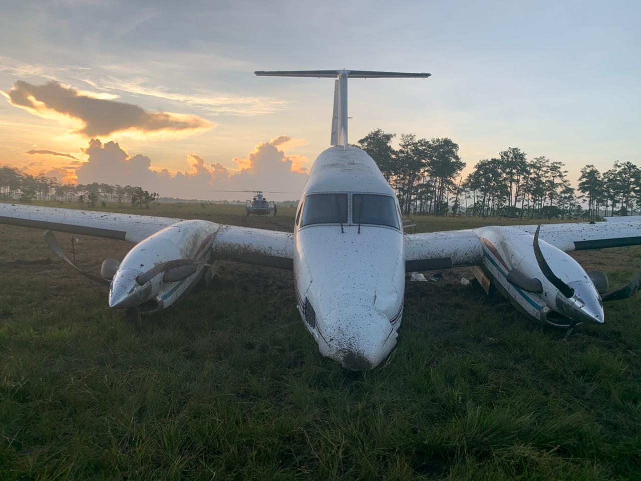 FFAA asegura Narcoavioneta con droga en Brus Laguna, Gracias a Dios FFAA asegura Narcoavioneta con droga en Brus Laguna, Gracias a Dios