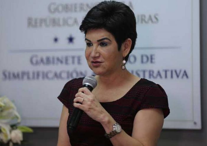 Gobierno anuncia reunión con Ejecutivos para dialogar sobre futuro de Chiquita Brands Gobierno anuncia reunión con Ejecutivos para dialogar sobre futuro de Chiquita Brands