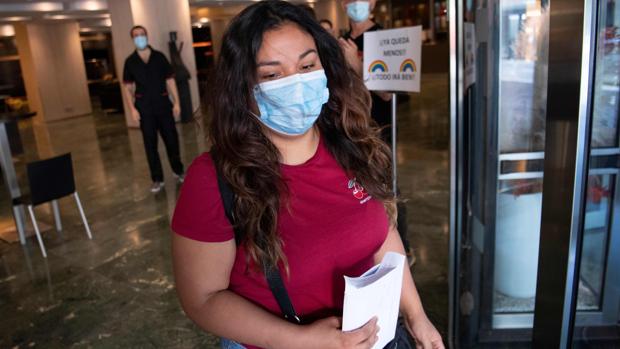 España: Cataluña multará con 100 euros a quien no lleve mascarilla al salir de casa