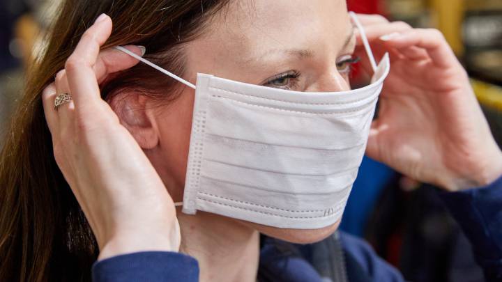 Recomiendan ejercicios respiratorios a pacientes recuperados de COVID-19