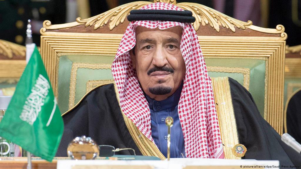 Hospitalizan al rey de Arabia Saudita