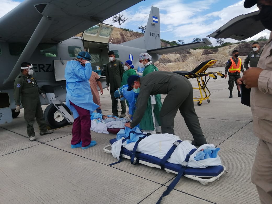 Tegucigalpa: Llegan a FUNDANIQUEM, 4 menores que resultaron quemados por una explosión en una coheteria