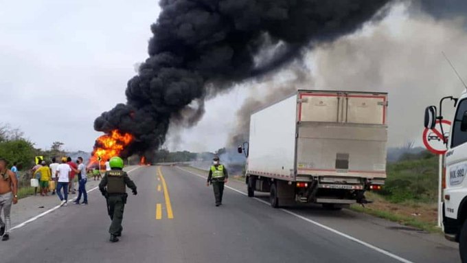 Ascienden a once los muertos por explosión de camión en Colombia Ascienden a once los muertos por explosión de camión en Colombia