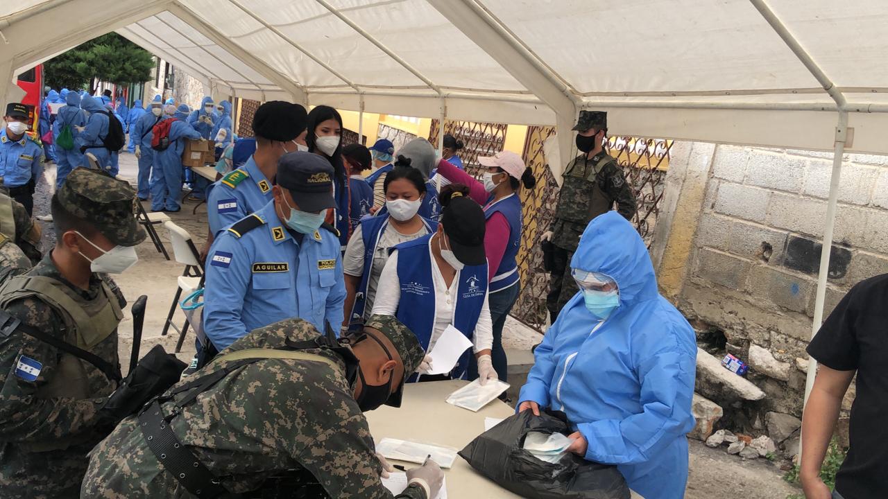 Brigadas Médicas contra el Covid-19 han visitado unos 10 mil hogares en la capital Brigadas Médicas contra el Covid-19 han visitado unos 10 mil hogares en la capital