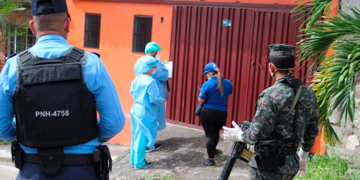 Casa por casa:   Más de 75,000 personas han sido atendidas por las brigadas médicas en Comayagüela