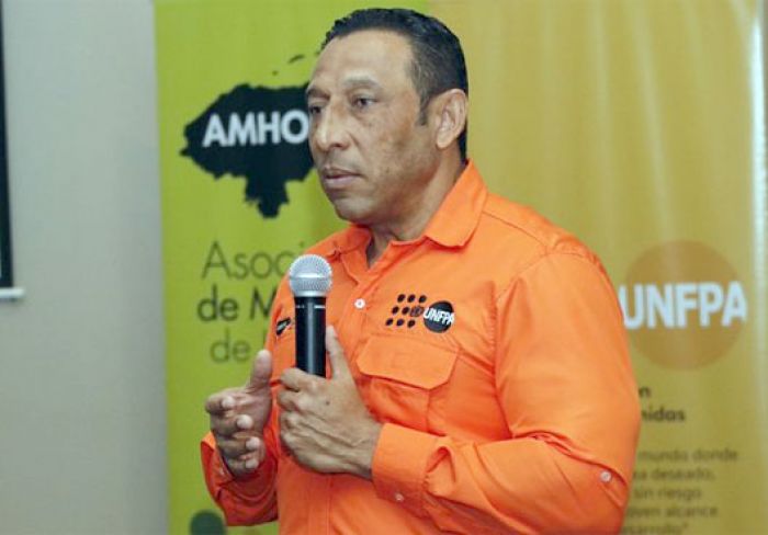 Asegura Carlos Cano: Amhon le está haciendo frente al COVID-19 Asegura Carlos Cano: Amhon le está haciendo frente al COVID-19