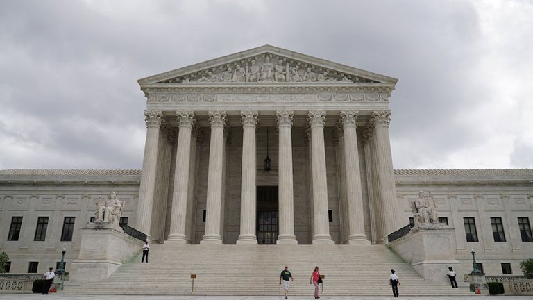 La Corte Suprema de EEUU autorizó las primeras ejecuciones federales en 17 años La Corte Suprema de EEUU autorizó las primeras ejecuciones federales en 17 años