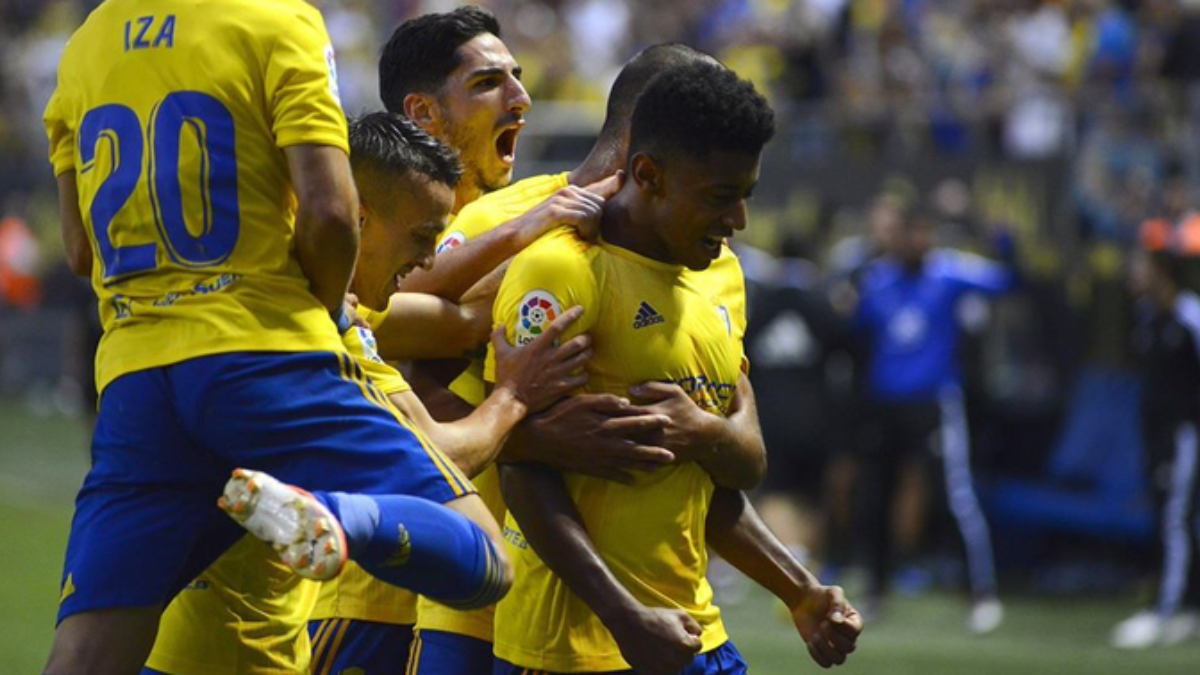 “Choco” Lozano y Cádiz ascienden a la primera división de España