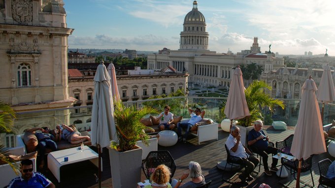 Cuba reabre sus fronteras al turismo internacional