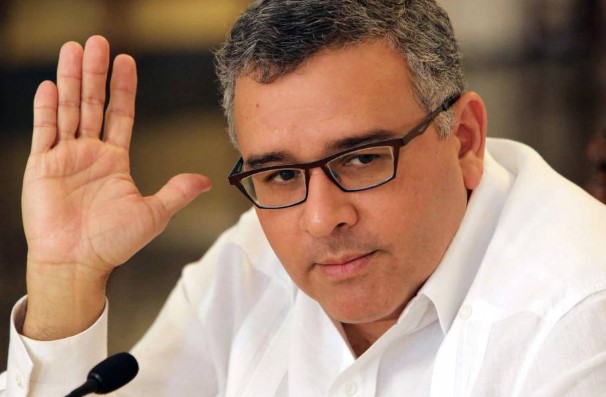 Funes niega haber favorecido a las pandillas de El Salvador en un armisticio