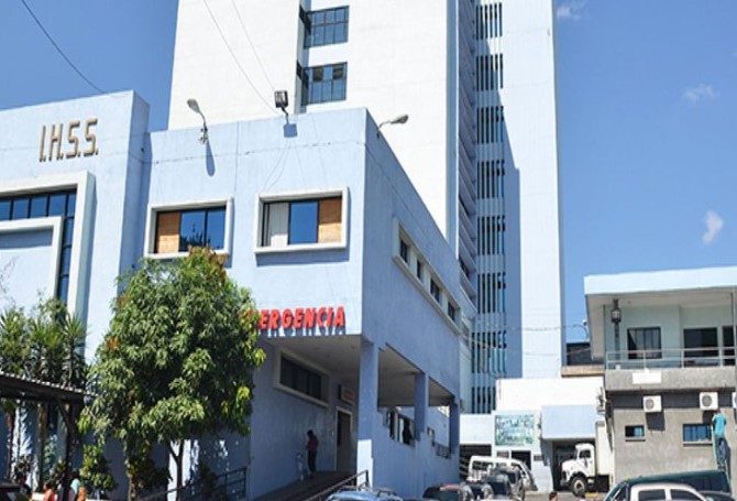 Autoridades del IHSS aseguran que la capacidad ya fue rebasada por pacientes Covid-19 Autoridades del IHSS aseguran que la capacidad ya fue rebasada por pacientes Covid-19