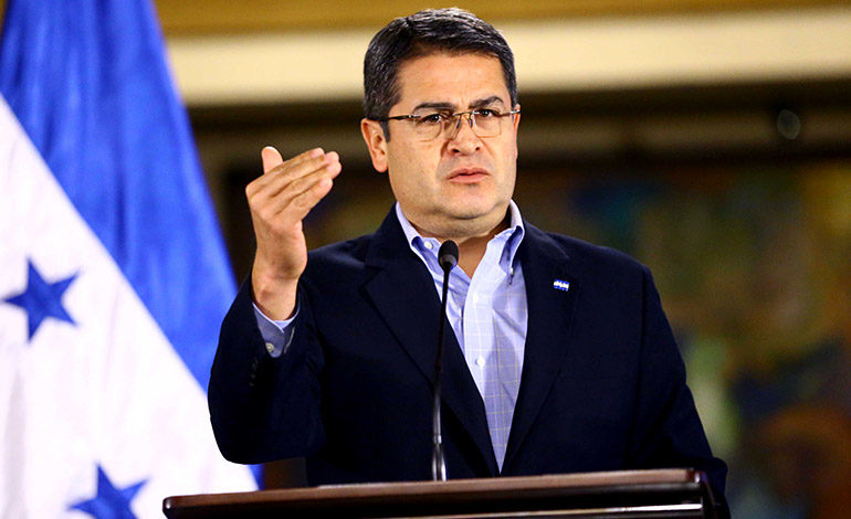 Presidente Hernández: «Debe investigarse al detalle cada centavo y cada proceso de la compra de los hospitales móviles»