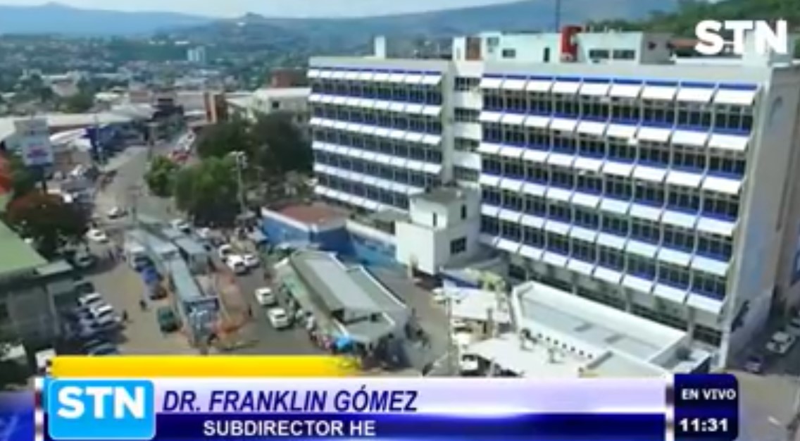 Médico con covid-19 lucha por salvar su vida en la Unidad de Cuidados Intensivos del Hospital Escuela Médico con covid-19 lucha por salvar su vida en la Unidad de Cuidados Intensivos del Hospital Escuela