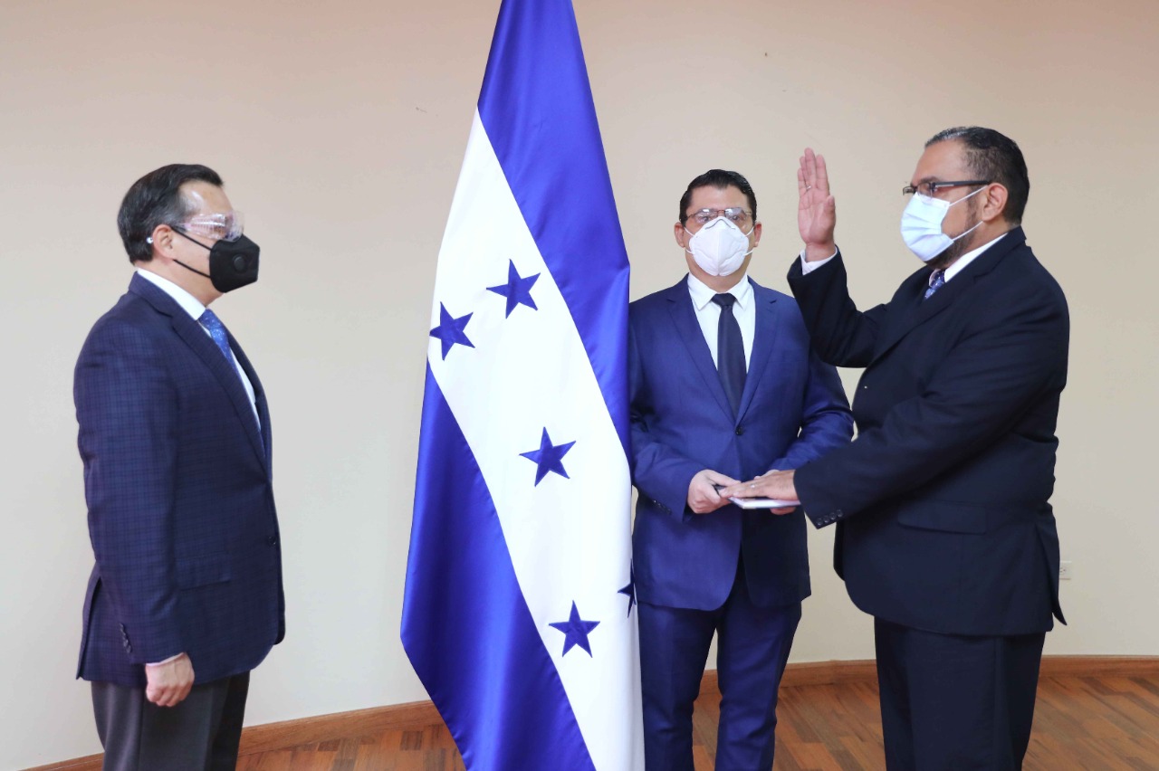 Gobierno nombra junta interventora en Invest-H