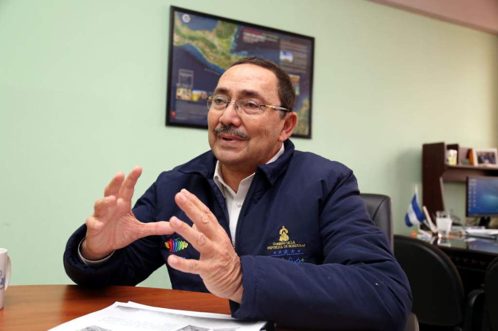 Viceministro de MiAmbiente: Casos de COVID-19 en Copán son muy inferiores a los proyectados por la OMS Viceministro de MiAmbiente: Casos de COVID-19 en Copán son muy inferiores a los proyectados por la OMS