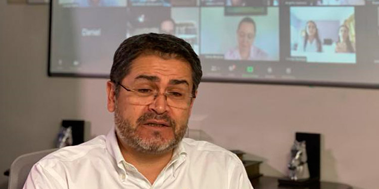 Presidente Hernández pide “echar cuanto antes a operar” el Policlínico de Siguatepeque para atención de covid-19 Presidente Hernández pide “echar cuanto antes a operar” el Policlínico de Siguatepeque para atención de covid-19