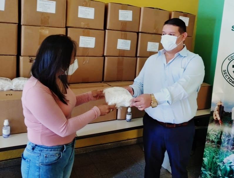 Entregan más de 52 mil mascarillas al Consejo Hondureño del Sector Social de la Economía