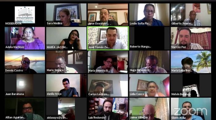 Extienden vigencia de licencias ambientales vencidas a centros de atención sanitaria Extienden vigencia de licencias ambientales vencidas a centros de atención sanitaria