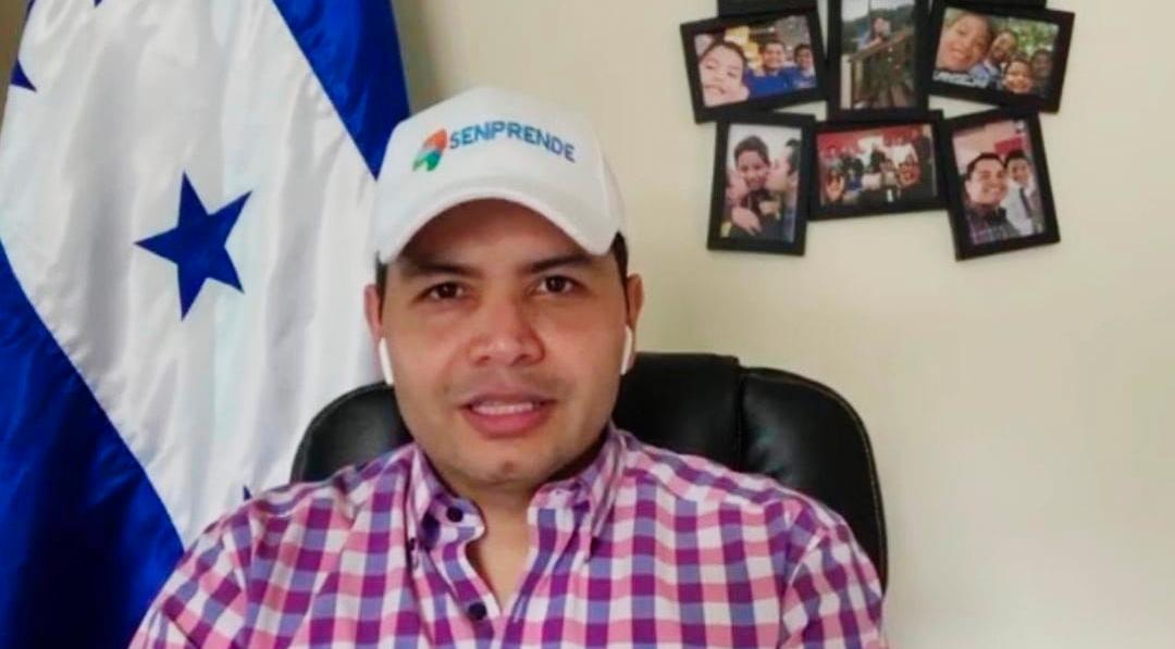 Luis Colindres: «El Plan Financiero de Rescate Solidario tiene extraordinarios beneficios para los emprendedores» Luis Colindres: «El Plan Financiero de Rescate Solidario tiene extraordinarios beneficios para los emprendedores»