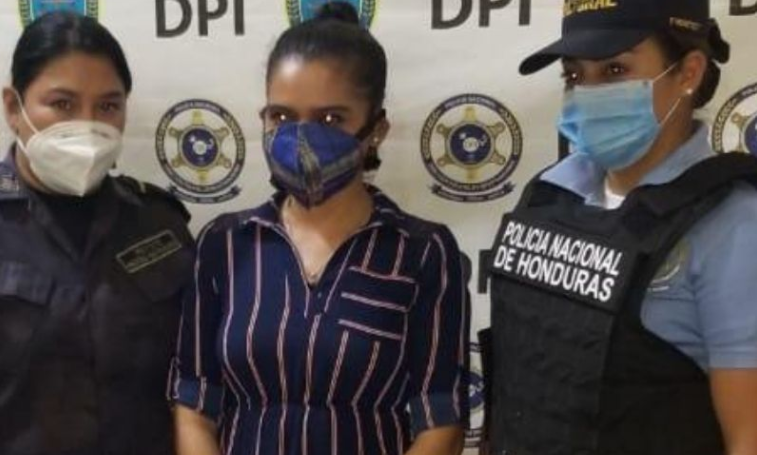 Mujer pretendía introducir marihuana a la cárcel de Choluteca en la plantilla de «Tacones»