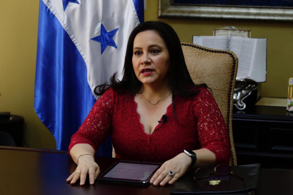 Primera Dama: «En medio de esta pandemia se debe escribir una nueva era en la educación de Honduras»