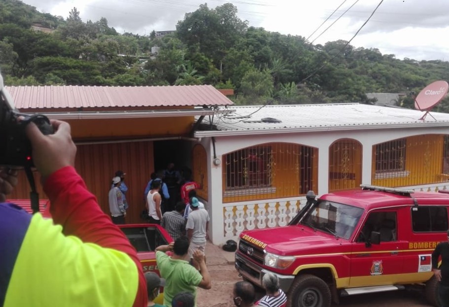 Seis Jóvenes mueren por intoxicación cuando limpiaban una cisterna en la Aldea Suyapa