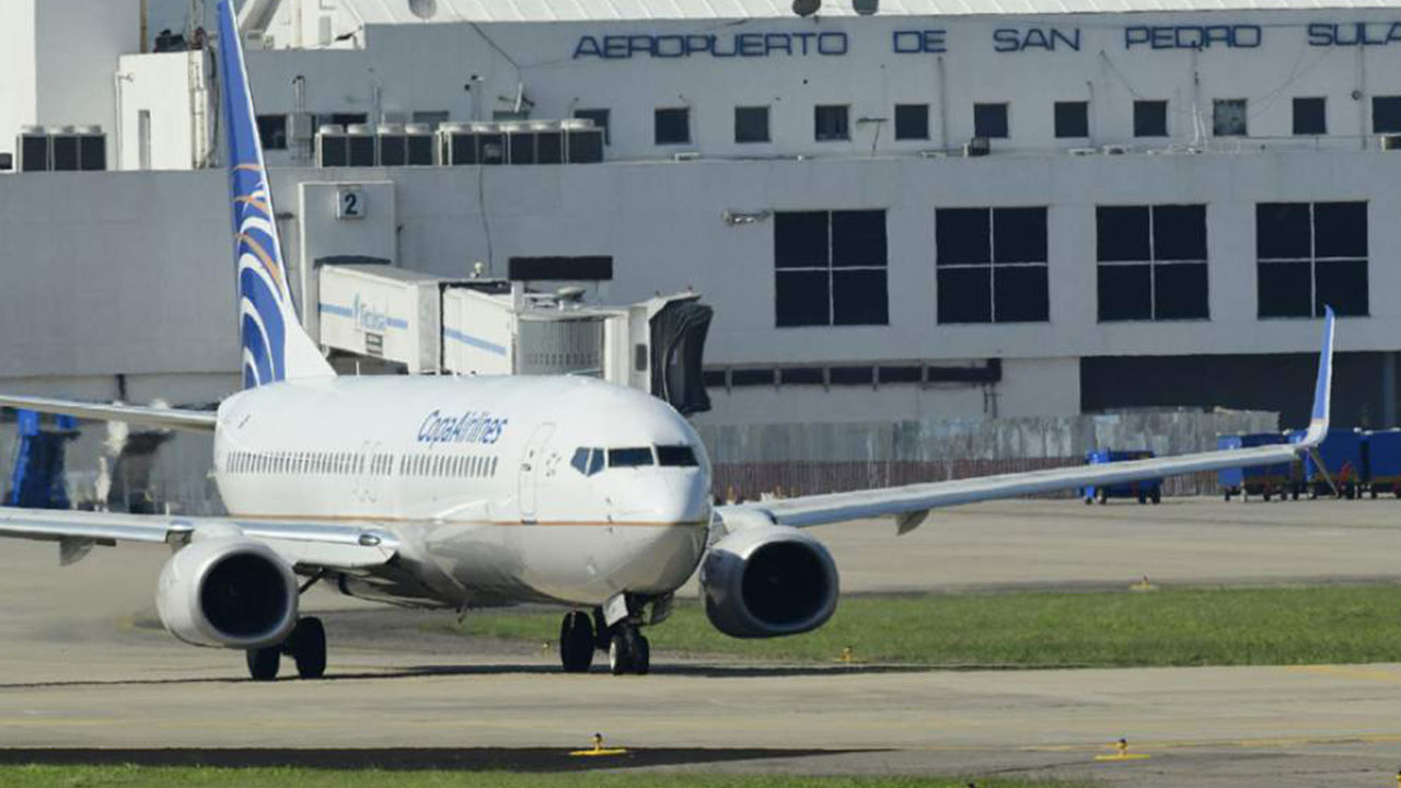 Proponen que ONG sin fines de lucro maneje aeropuertos de SPS, La Ceiba y Roatán Proponen que ONG sin fines de lucro maneje aeropuertos de SPS, La Ceiba y Roatán
