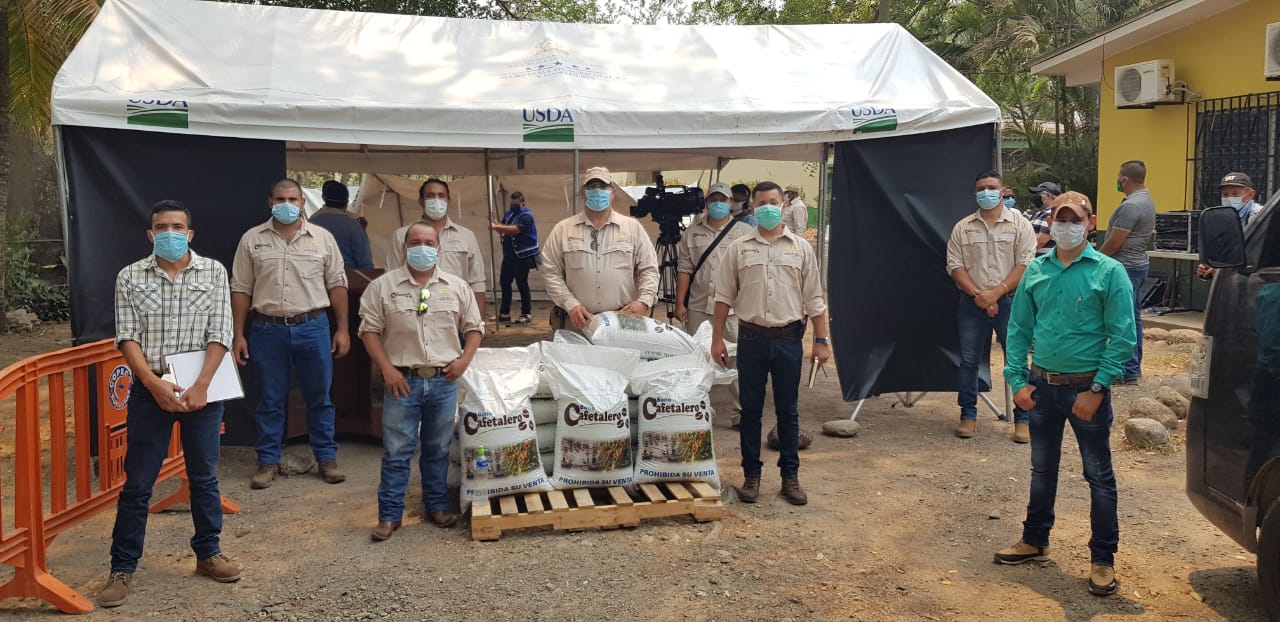 Representante del IICA reconocen la entrega del Bono Cafetalero y señalan que es algo positivo
