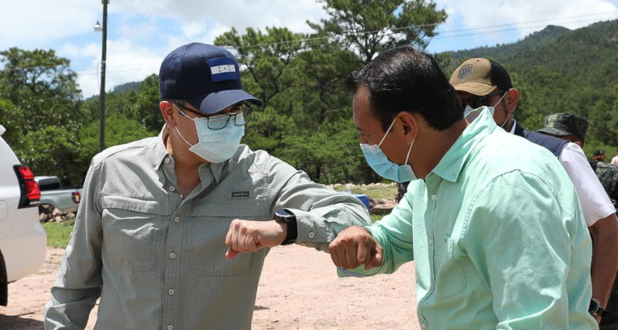 El presidente Hernández “nos ha apoyado y “ha cumplido”, dice el alcalde de Soledad, Omar Sánchez, del partido Libre
