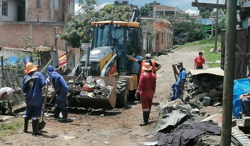 Realizan operación de limpieza en distintos puntos de la capital Realizan operación de limpieza en distintos puntos de la capital