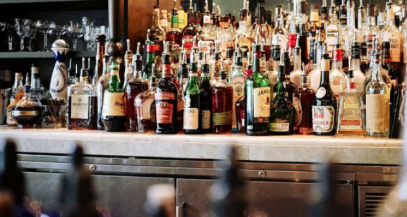 En manos de la mesa multisectorial está la reaperturar de bares, cantinas y billares, asegura Carlos Cordero