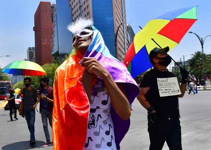 Islas Caimán legalizó la unión civil igualitaria
