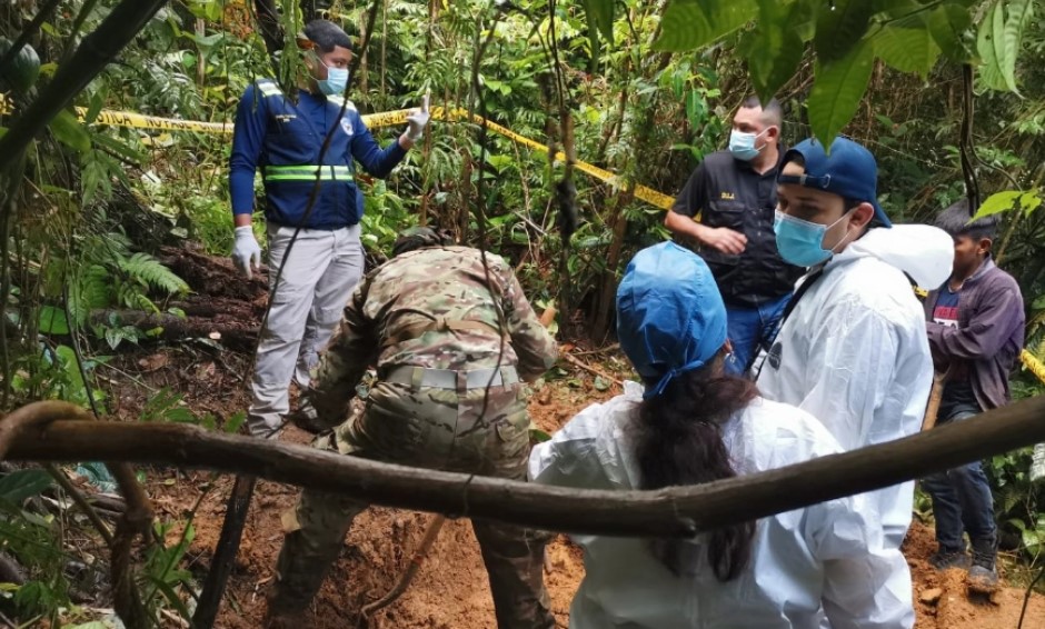 Hallan posible “fosa clandestina” en municipio indígena de Panamá Hallan posible “fosa clandestina” en municipio indígena de Panamá