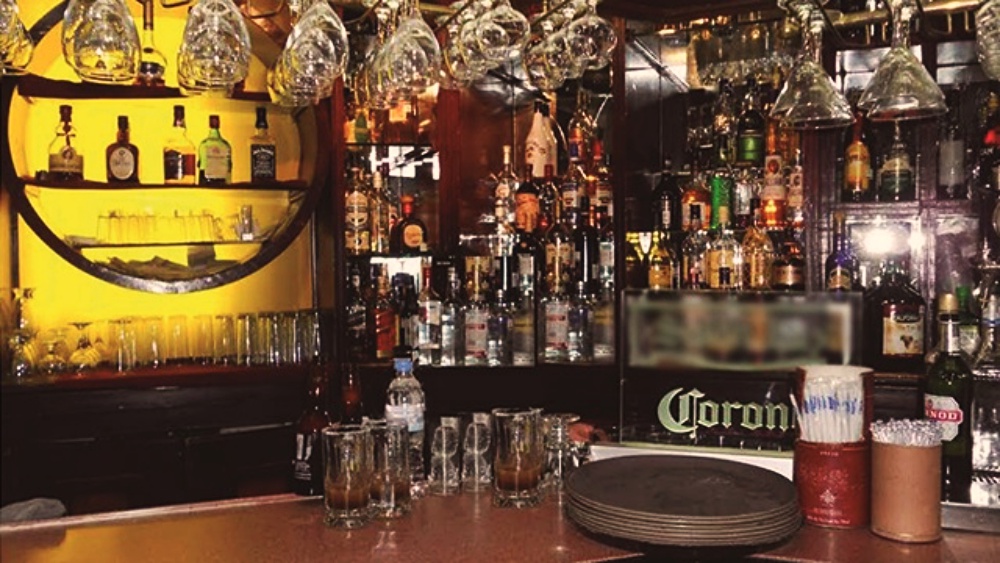 Representantes de bares exigirán mañana en las afueras de Copeco les dejen trabajar Representantes de bares exigirán mañana en las afueras de Copeco les dejen trabajar