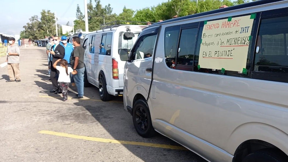 «Brujitos» continúan a la espera que se les legalice, sino amenazan ir a las calles