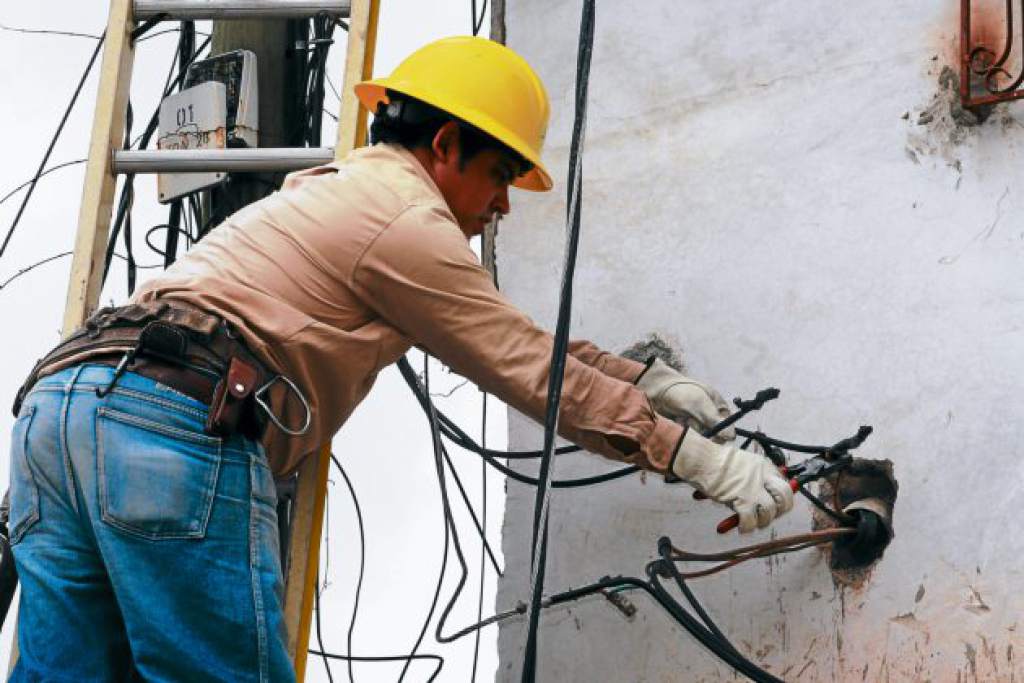 ENEE da respuesta a Hospital del Sur y la Penitenciaria de San Lorenzo ENEE da respuesta a Hospital del Sur y la Penitenciaria de San Lorenzo