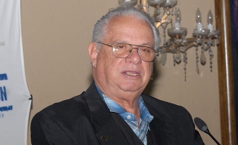 Pastor Mario Fumero: «La visión de la iglesia no es gobernar, sino guiar las vidas» Pastor Mario Fumero: «La visión de la iglesia no es gobernar, sino guiar las vidas»