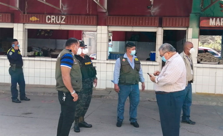 Cierran mercados La Isla y Jacaleapa por incumplir protocolos de bioseguridad Cierran mercados La Isla y Jacaleapa por incumplir protocolos de bioseguridad