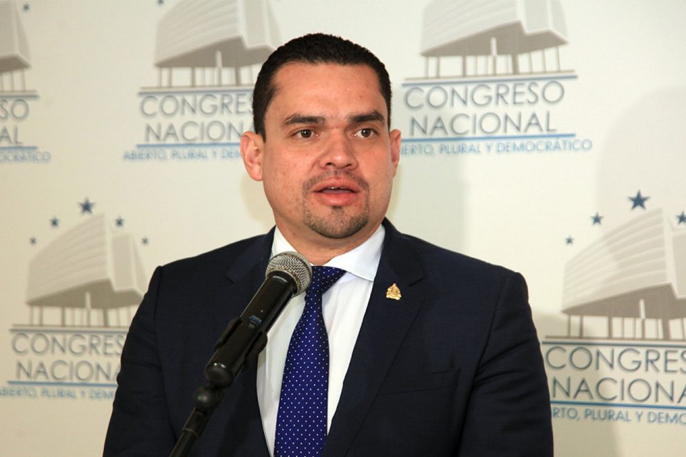 Tomás Zambrano: «Libre y el Partido Liberal manejan agenda oculta» Tomás Zambrano: «Libre y el Partido Liberal manejan agenda oculta»