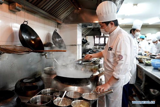 Gerente del Cohep: Medidas de bioseguridad dentro de restaurantes son estrictas Gerente del Cohep: Medidas de bioseguridad dentro de restaurantes son estrictas