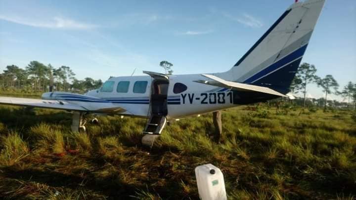 FFAA asegura otra supuesta  narcoavioneta en La Mosquita